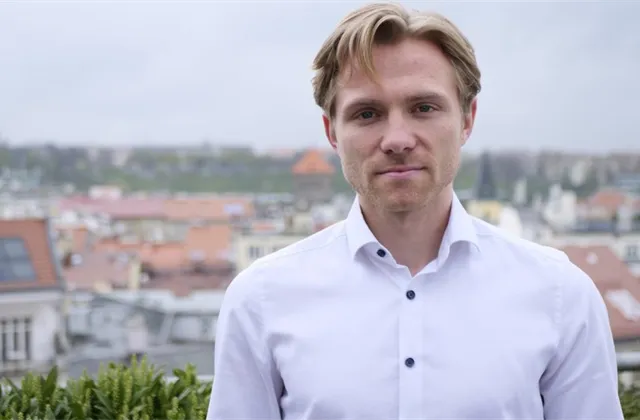 V PONDĚLÍ V 10 HODIN ŽIVĚ: Expertní tržní výhled (Štěpán Hájek, J&T INVESTIČNÍ SPOLEČNOST)